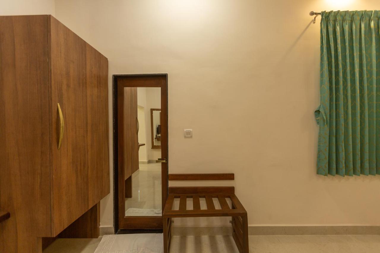 Kstdc Hotel Mayura Adilshahi Bijapur Zewnętrze zdjęcie
